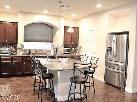 5th image of 9732 Fox Estate St