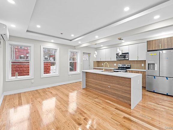 3rd image of 17918 Selover Road