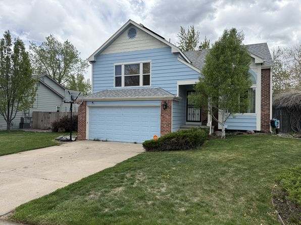 9748 W 70th Pl