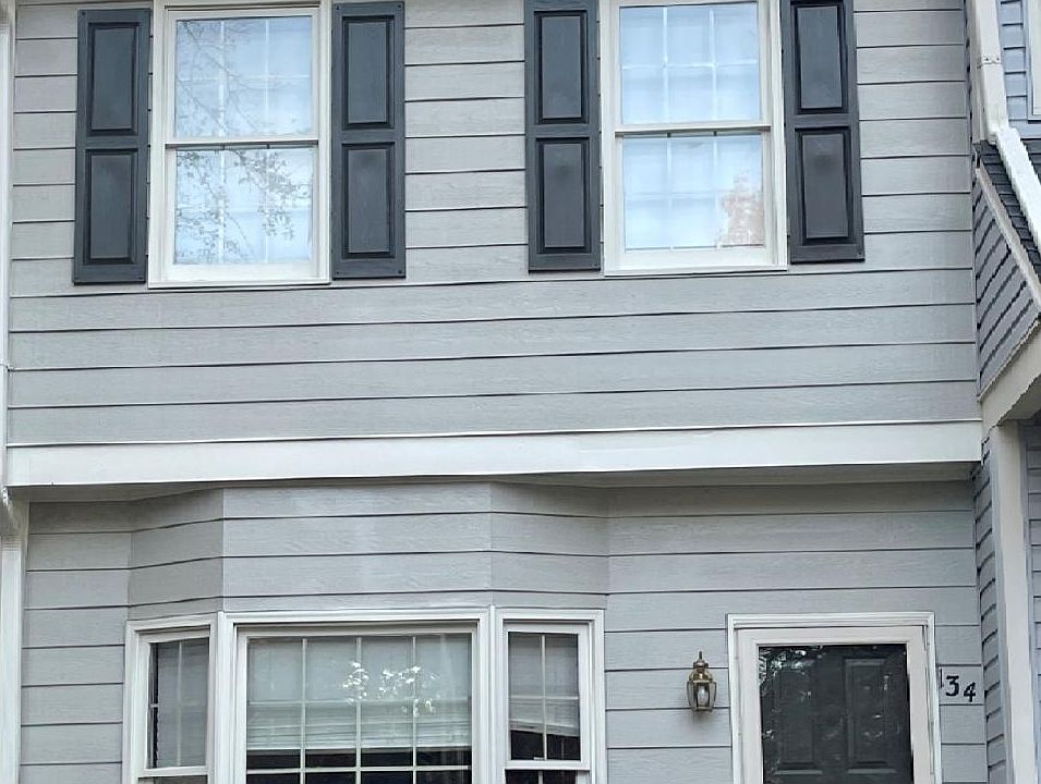 Newly painted; 1150 sq ft Townhouse; 2 Bdrm; 2.5 bath; Washer and Dryer, Furnished 2 beds; 2 desks, Couch; Kitchen table; Country Club Area of Spartanburg; Extremely Safe.