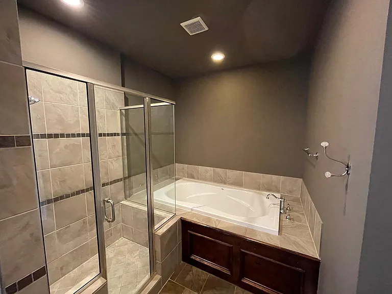 1616 Carpenter Dr — Photo 10