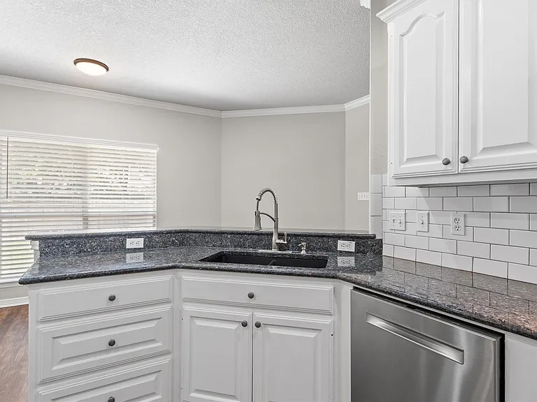 2900 Brandy Ln — Photo 12