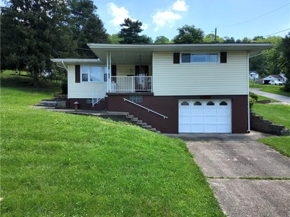 306 Frazier Ave, Bellaire, OH 43906