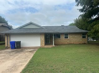 1315 Kingston Rd, Norman, OK 73071