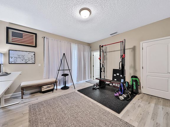 5th image of 4385 Ellipse Dr #4385