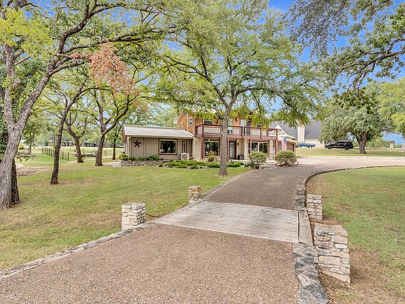 2nd image of 5102 Largo Dr