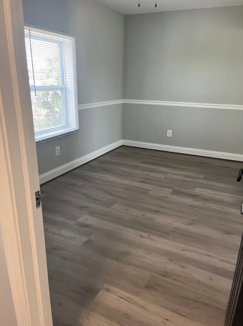 4108 Groveland Avenue $650 Available Rom (Shared Bath) — Photo 4