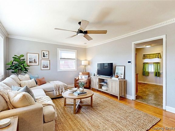 5th image of 1525 Elliott Avenue
