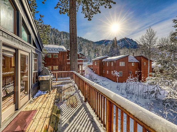 2nd image of 1320 Mineral Springs Pl
