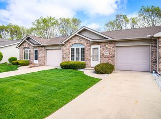 1933 Church St, Dyer, IN 46311