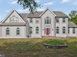 12416 Rochino Ct, Glenn Dale, MD 20769