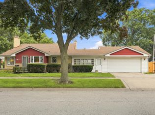 1609 S Greenwood Ave, Park Ridge, IL 60068