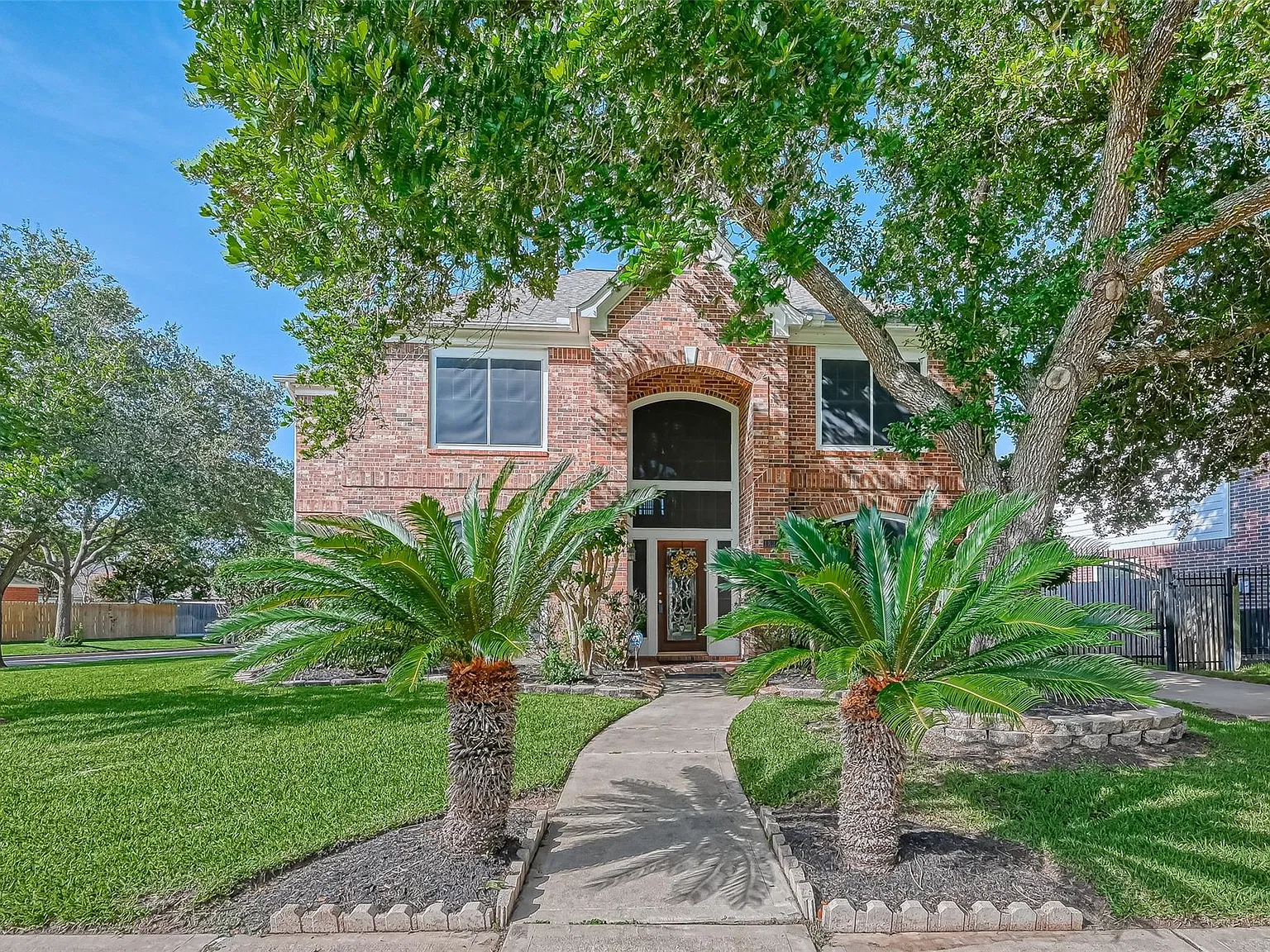 4 bed, 3.5 bath, 3123 sqft, $2,850 — Photo 3