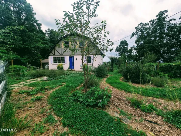 4443 Bartlick Rd, Haysi, VA 24256