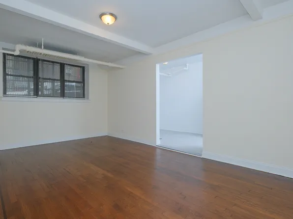 1855 Grand Concourse image 5 of 11