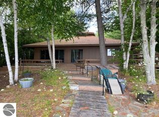3292 W Pointe Rd, Kewadin, MI 49648