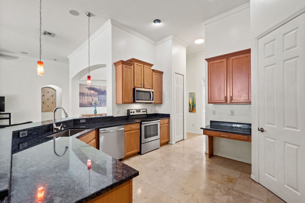 2342 Northumbria Dr, Sanford, FL (29 of 40)