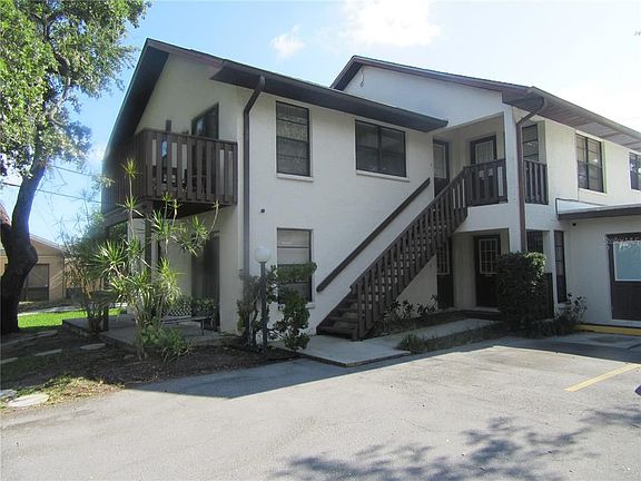 4th image of 8423 Seminole Blvd #104