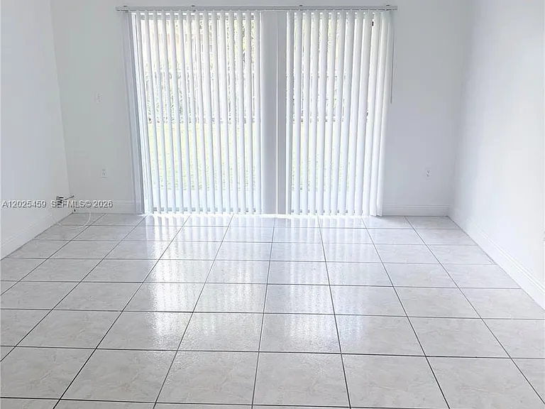615 NW 177th St #104 — Photo 1