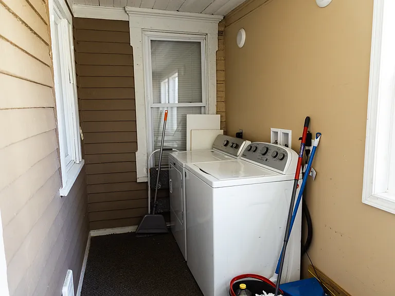 1825 Jackson St NE #1 — Photo 17