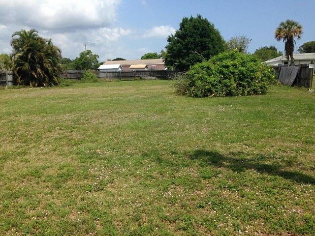 1st image of 2416 Saint Lucie Blvd
