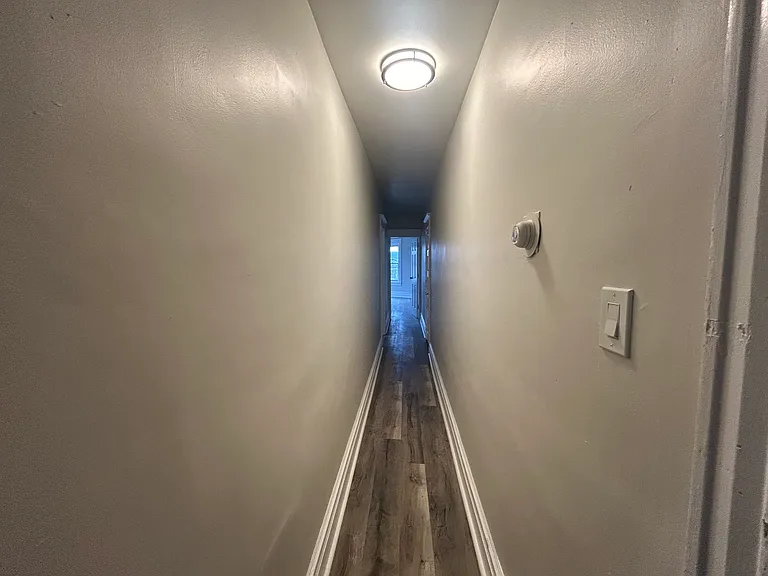 1316 W Walnut St #2W — Photo 8