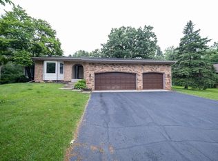 4373 Nestling Cir, Eagan, MN 55122