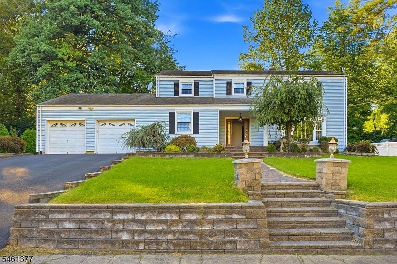 1st image of 350 Parsippany Blvd