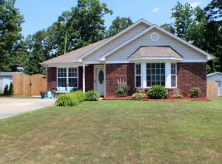 606 Quincy Ct, Graham, NC 27253