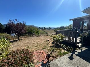 3239 Klein Ln, Hydesville, CA 95547