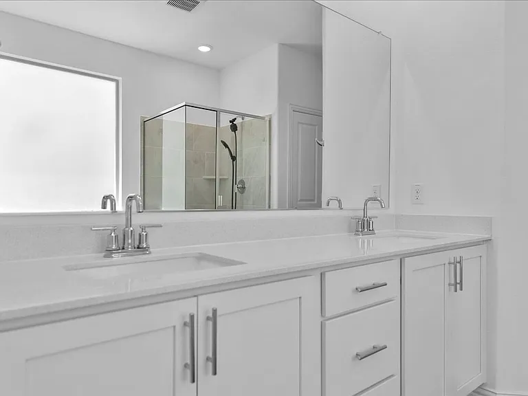 812 Morwenna Rd — Photo 14
