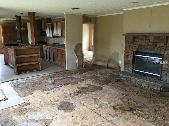 4th image of 18920 4th Ave