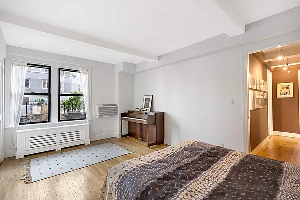 Sold by Compass | media 7