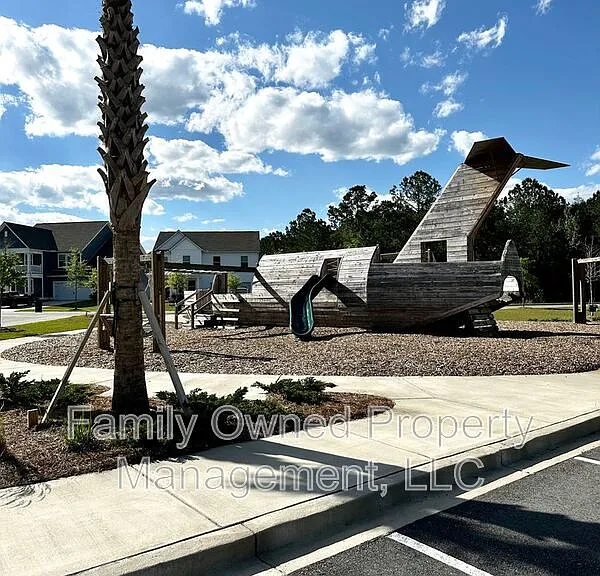 420 W Respite Ln — Photo 39