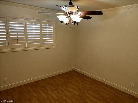 5th image of 4425 Hillcrest Ave