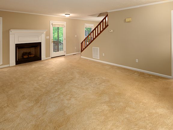 livingRoom1-01_04302021