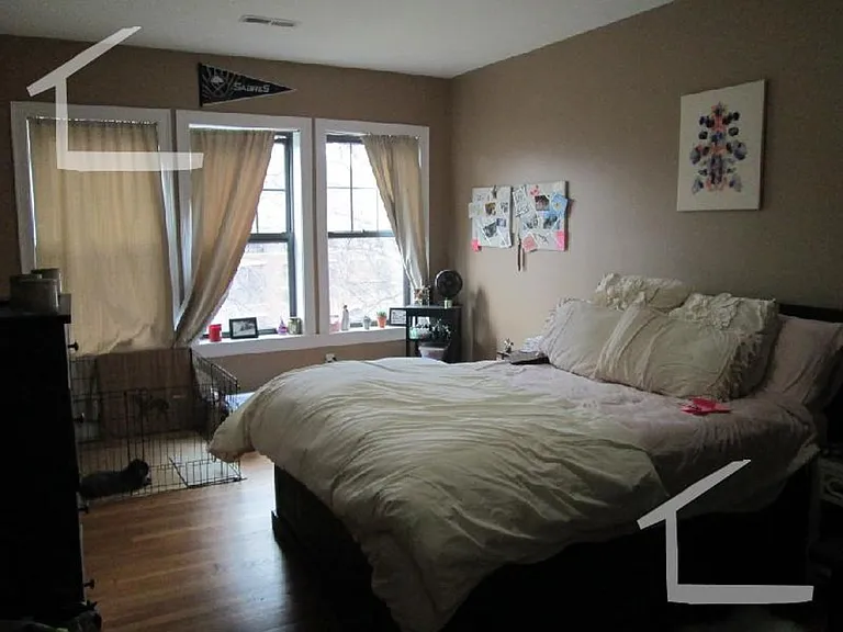 1592 Beacon St #2 — Photo 5