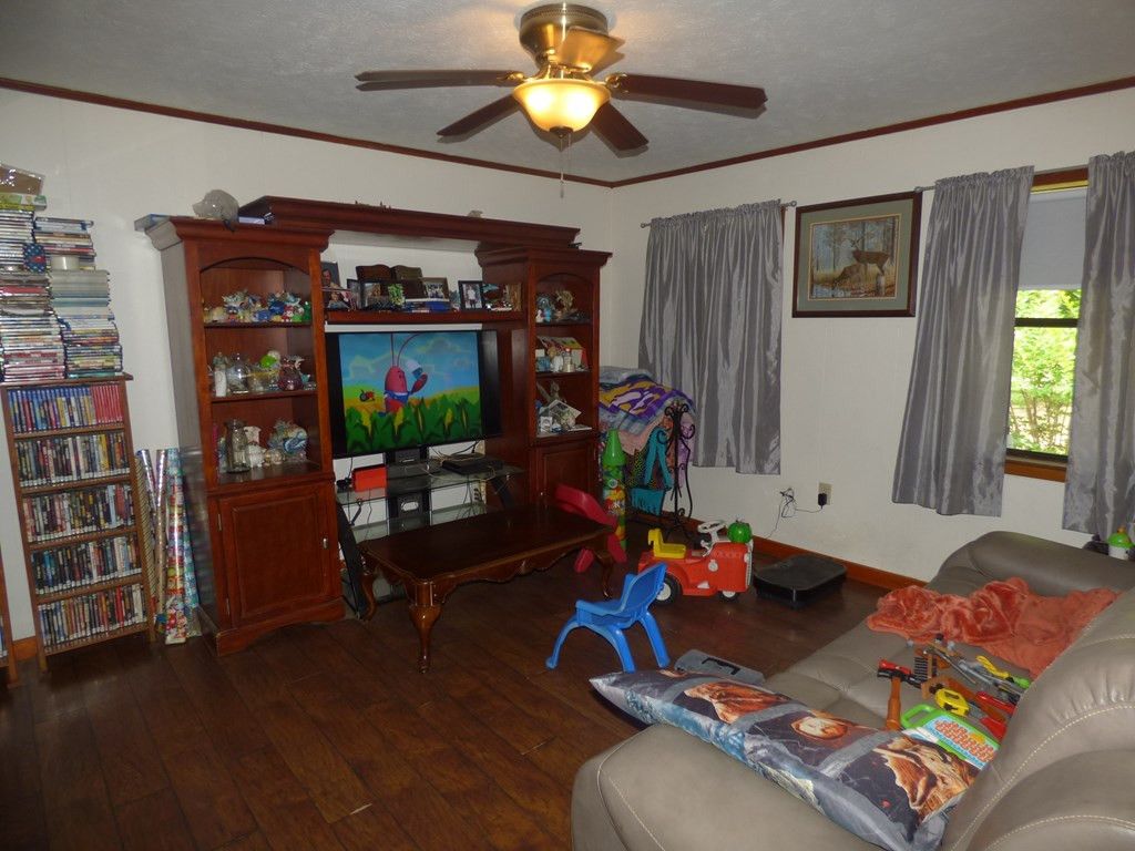1009 Bell Haven Rd, McComb, MS - View 4
