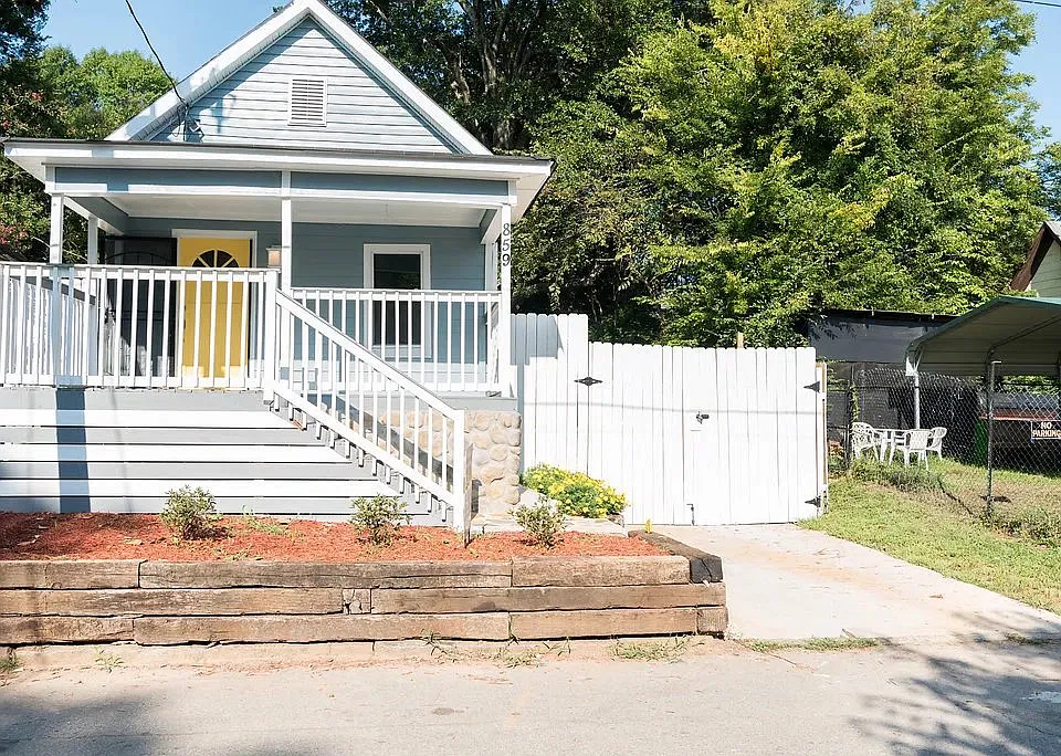 859 Welch St SW