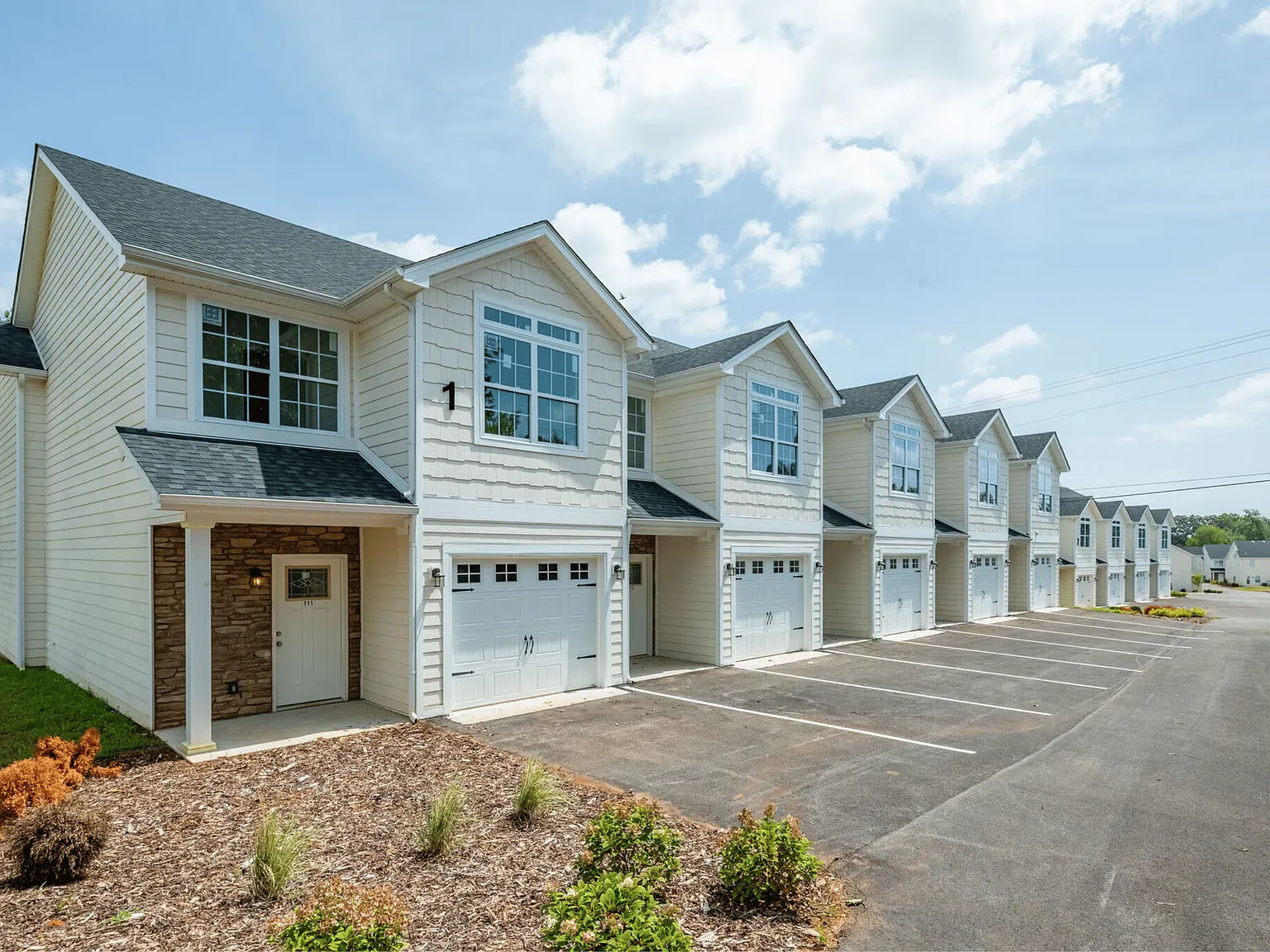Summerland Townhomes — Photo 1