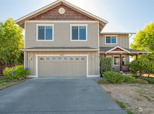 4843 Starfish Ln, Blaine, WA 98230