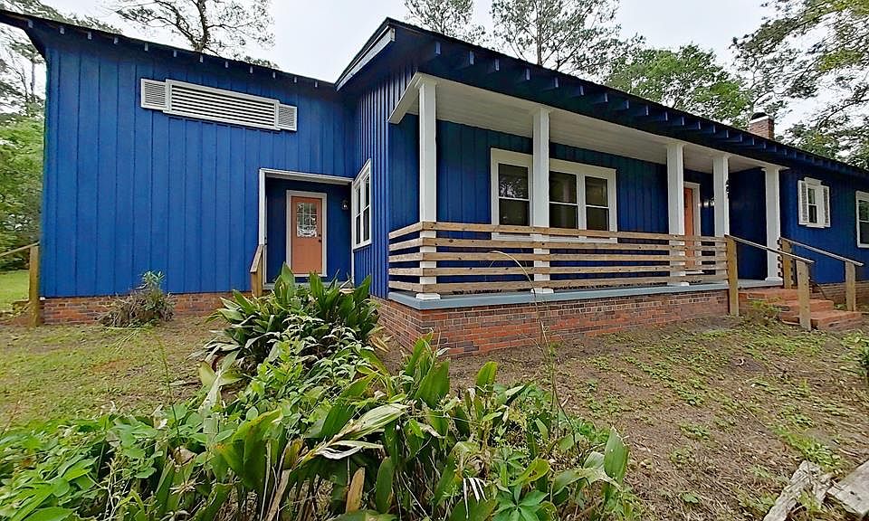 1st image of 481 4th St SE