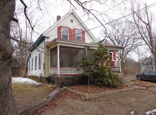 18 Webster St, Farmington, NH 03835