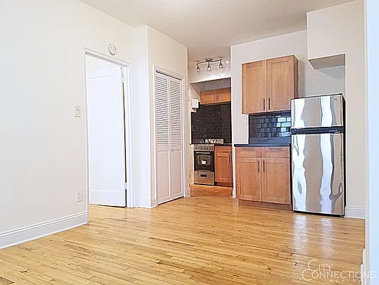 Rented by City Connections Realty | media 21