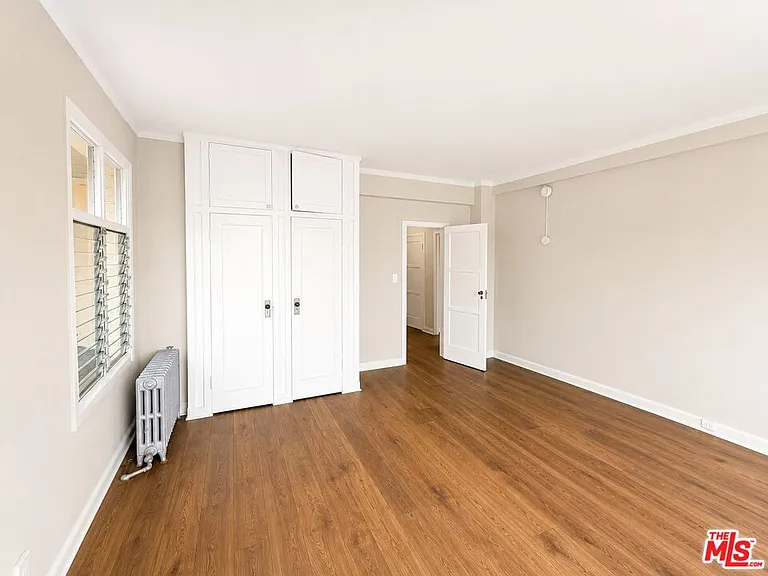634 S Gramercy Pl #200 — Photo 7