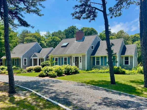 88 Indian Hill Road N, Chatham, MA 02633