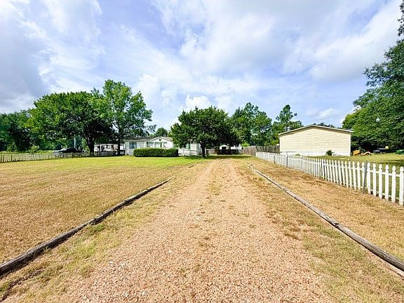 3rd image of 18833 County Road 331