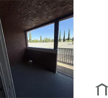 2 bed, 950 sqft, $2,300 — Photo 2