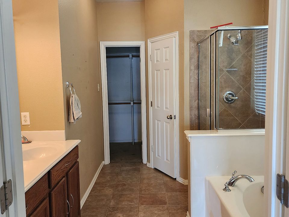 1st image of 8816 Weller Ln