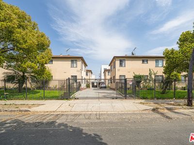 914 S Gramercy Dr, Los Angeles, CA, 90019